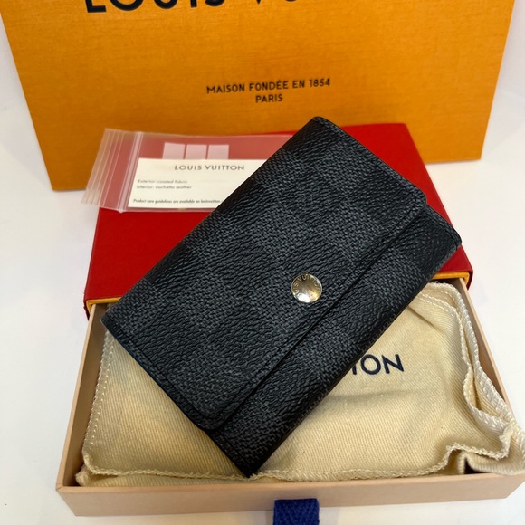 🎀Louis Vuitton Damier Graphite Multicles 6 Key Case - Picture 8 of 11
